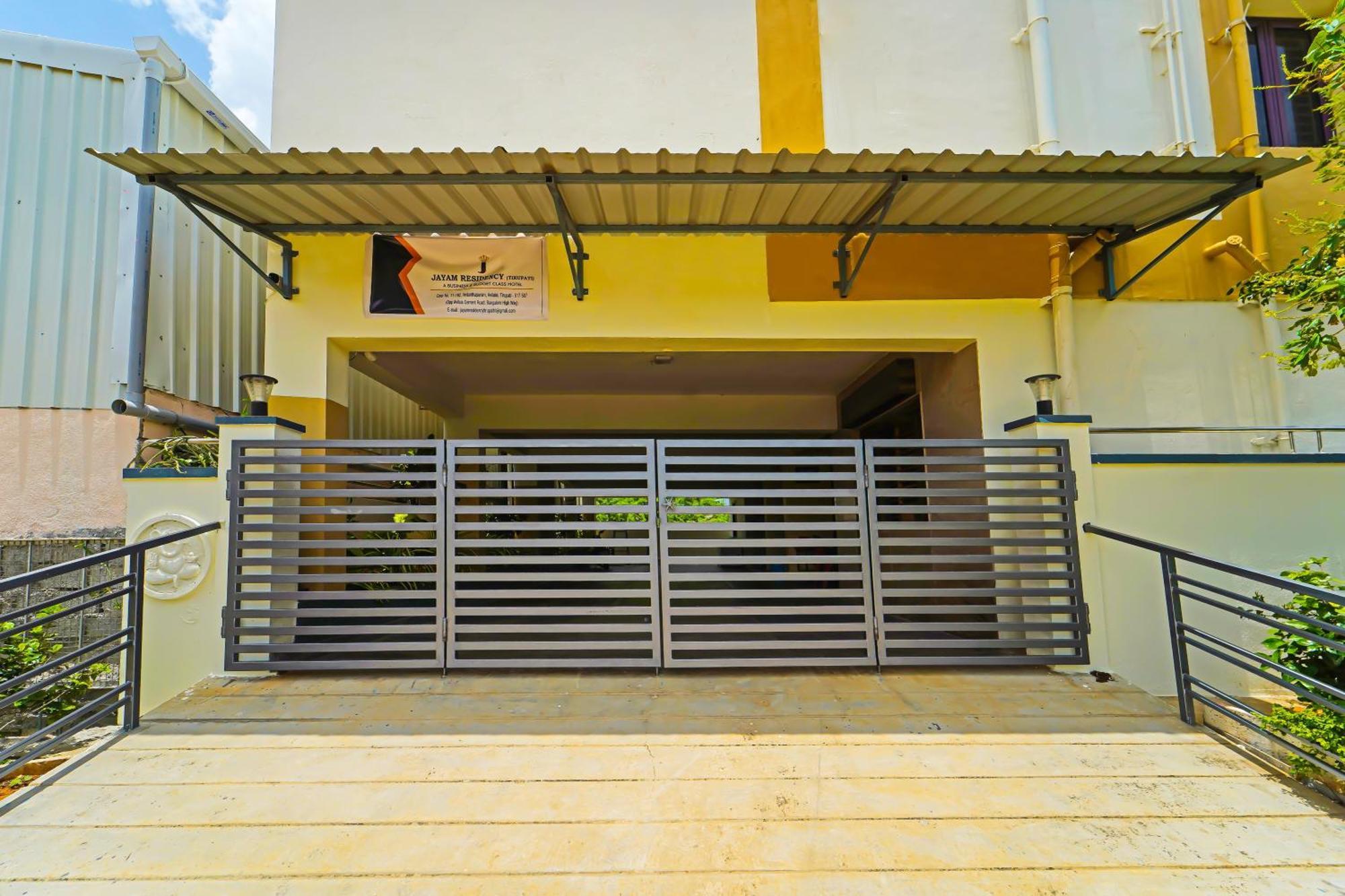 Hotel O Jayam Residency Tirupati Exterior foto